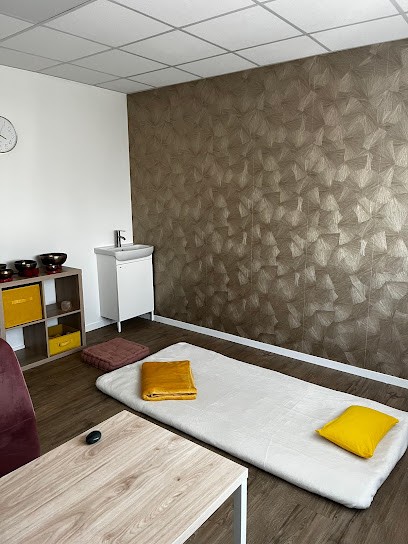 Gwendolyne Guillier - Magnétiseur - Sonothérapie - Énergéticienne, Praticien de Médecine Alternative à Vitré