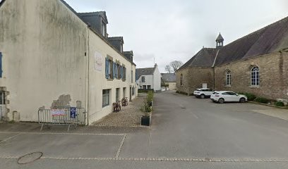 Quirae - Naturopathe équin, Praticien de Médecine Alternative à Surzur