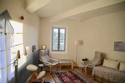 Sophrologie, hypnose Margot Moquet, Hypnothérapeute à Vaison-la-Romaine