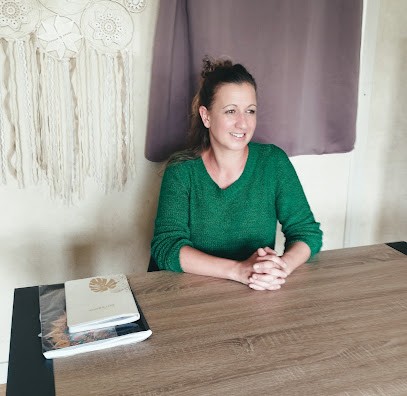 Audrey Bisson - Hypnose, Sophrologie Et Soin Lahochi, Hypnothérapeute à Neffiès