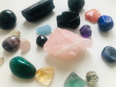 Agnès Pelletier magnétiseuse, énergéticienne, constellations familiales, massage bien-être ayurvédique, massothérapie, Praticien de Médecine Alternative à Segré-en-Anjou Bleu