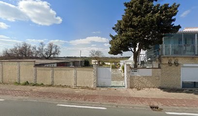 Naturopathe Oléron Léa Danneville, Praticien de Médecine Alternative au Château-d'Oléron