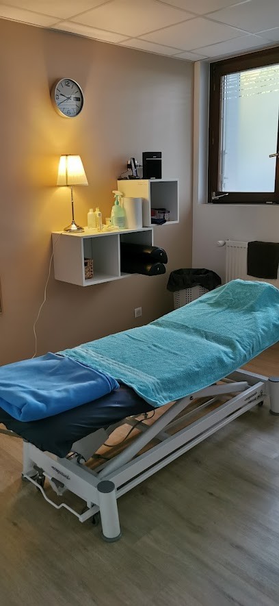 PASITHEA-EQUILIBRE , Marie-Hélène JEANNE (réflexologue RNCP, Shiatsu, amma) ), Praticien de Médecine Alternative à Annecy