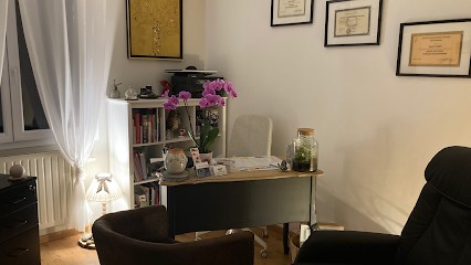 Cabinet Hypnose - Moniteur Educateur Libéral - Praticien Access Bars - Magnétiseur - Réflexologue Palmaire, Faciale Et Crânienne - Sylvie TISSIER, Hypnothérapeute à La Châtre