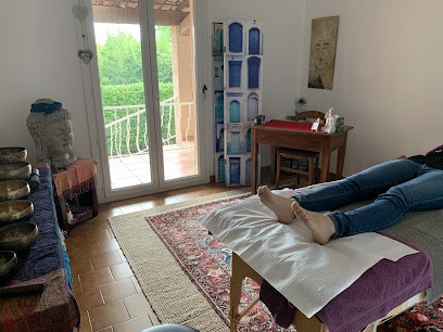 Estelle Maillart, Réflexologie Plantaire, Soins énergétiques, Massages, Praticien de Médecine Alternative à Saint-Maximin-la-Sainte-Baume