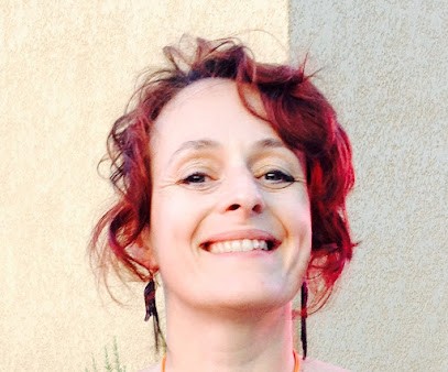 Celine Peltier - Sophrologie, sonothérapie et coach vocal, stress, transition de vie, burnt-out à Paris, Praticien de Médecine Alternative à Paris 18