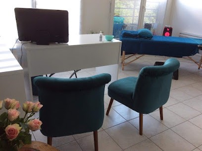 Boulevard De La Thérapie - Énergéticienne - Hypnothérapeute - Médium, Praticien de Médecine Alternative à Cambrai