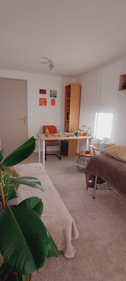 Mélissa MARIE - Psychopraticienne, Energéticienne, Guérisseuse, Praticien de Médecine Alternative à Saint-Jean-du-Pin