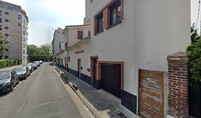 Charlotte SCHNEIDER - Naturopathe, Praticien de Médecine Alternative à Courbevoie