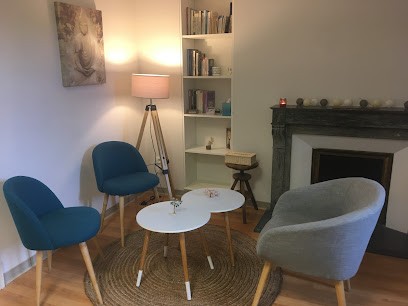 Caroline Theiller - EMDR - Thérapie de couple - Sexothérapie à Landerneau, Praticien de Médecine Alternative à Landerneau