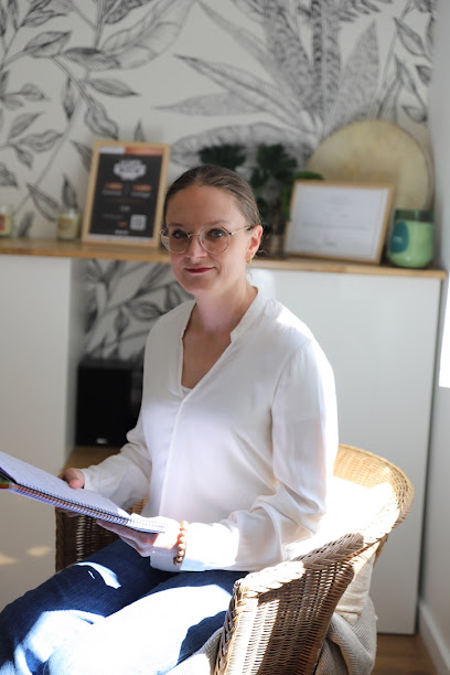 Agoya Studio ⏐ Sarah Ignatz, Service D'hypnothérapie à Besançon