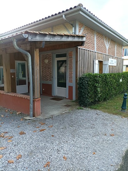 Estelle ESNAULT Sophrologue, Praticien de Médecine Alternative à Mézos