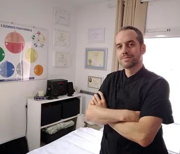 Ostéothérapeute & Masseur I Magnétiseur & Neuro-training (Kinésiologie Avançée, ...) I ORESON BIEN-ETRE I James BIOT, Praticien de Médecine Alternative à Marseille 12