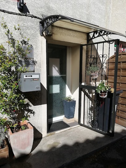 Béatrice COLLOMP - Cabinet 2 - Hypnose Ericksonienne / Psychotraumatismes & Deuils / Psychogénéalogie - 13200 ARLES, Hypnothérapeute à Arles