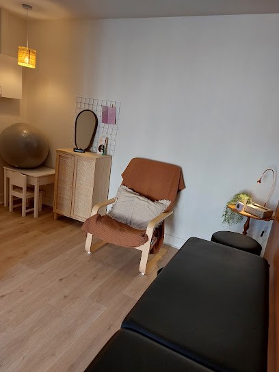 Stéphanie Le Calvez Poteaux - Réflexes Primitifs Et EFT, Praticien de Médecine Alternative à Rueil-Malmaison