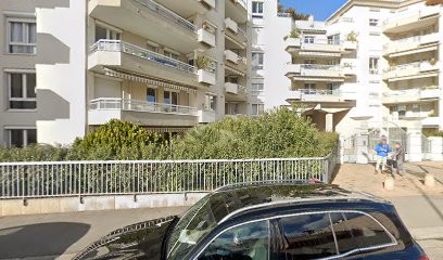 Isabelle VIALARD Naturopathe, Praticien de Médecine Alternative à Lyon 08