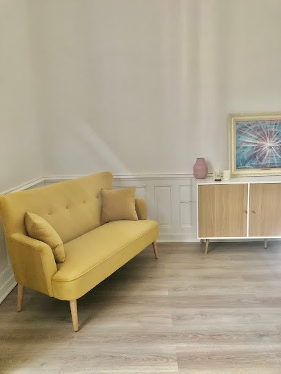 Véronique Duguet - Méthode Raconte-moi Mon Histoire Et Centre Luxopuncture Agréé - Auana Sarl, Praticien de Médecine Alternative à Laval