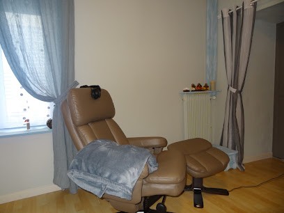 DELAHOUSSE Marie-Sophie la maison bleue, Hypnothérapeute à Vernon