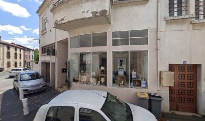 Eugenie Naturopathe Animalier, Praticien de Médecine Alternative à Cébazat