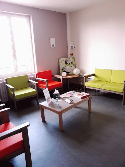 Sabrina LEROUGE Sophrologue Réflexologue Shiatsu Du Dos Massage Des 5 Continents, Praticien de Médecine Alternative à Écouché-les-Vallées