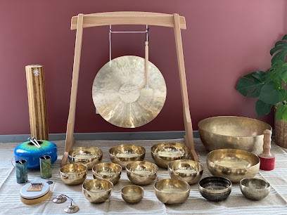 Aux Bons Soins D'Armelle, Praticien de Médecine Alternative à Rouillé