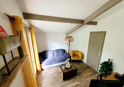 Sarah Castets - Hypnose, PNL, Massages Bien Etre, Hypnothérapeute à Pomarez