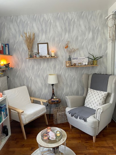 Céline LEITE, Sophrologue Certifiée, Praticienne En Thérapies Brèves Certifiée (PNL, Constellation), Praticien de Médecine Alternative à Villepinte