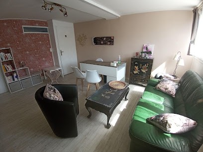 Nathalie Aufrère/Une Voix Qui Porte, Hypnothérapeute à Trélissac