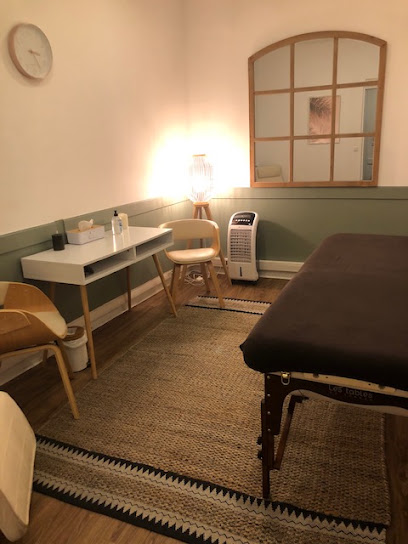 Jasmine Joly Energie, Praticien De Médecine Alternative à Paris 10
