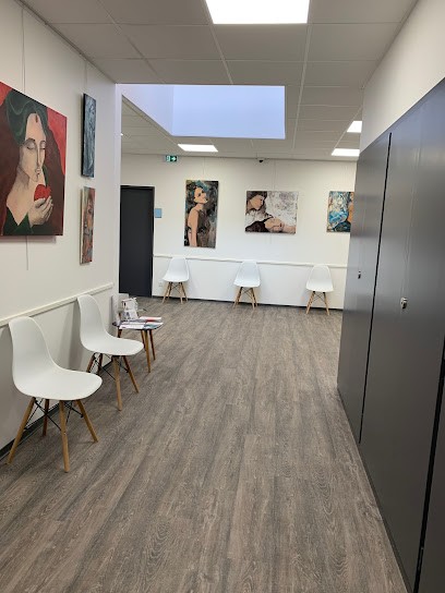 Fabienne Brial Sophrologue, Praticien de Médecine Alternative à Prades