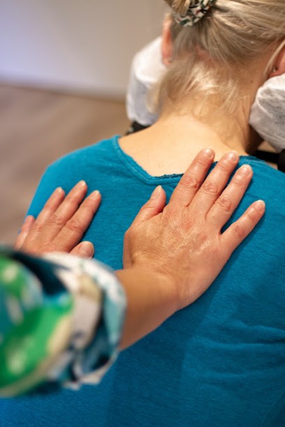 Marie Laure Chollet, Praticien de Médecine Alternative à Gond-Pontouvre