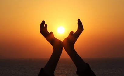 Magalie Magnétiseur Energéticienne Thérapeute Médium, Praticien de Médecine Alternative à Grasse