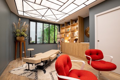 Léa Favier-Selosse - Etiopathe Reims, Praticien de Médecine Alternative à Reims