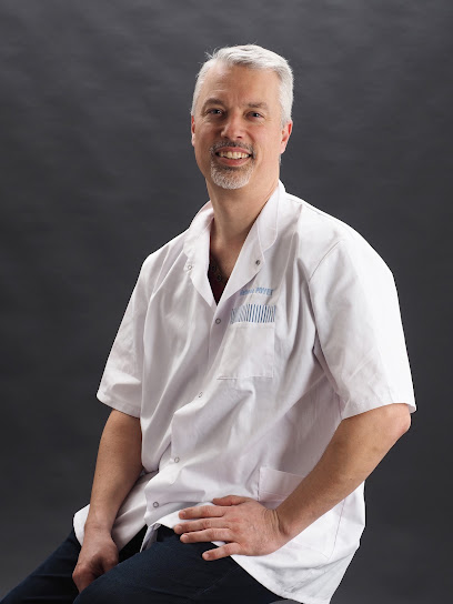 Karl Gélinas - Méthode Poyet - Technique Manuelle De Bien-Être, Praticien De Médecine Alternative à Villeurbanne