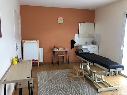 Cécile RIHET, Praticien de Médecine Alternative à Péaule