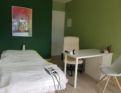 Sandrine Alaoui, Praticien de Médecine Alternative à Saint-Nazaire