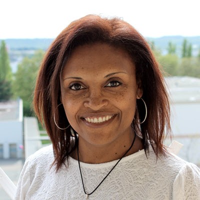 Ingrid CARTESSE - Thérapie Brève, Coaching, Sophrologie, PNL, Hypnose, Massage Bien-être, Drainage Lymphatique, Praticien de Médecine Alternative à Thiais