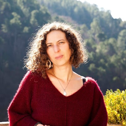 Camille El Hefnaoui - Grandir | Cabinet De Thérapeute | Cérémonies Laïques, Praticien de Médecine Alternative à Touët-de-l'Escarène