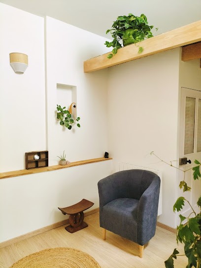 Christel Fayard- Couturier - sophrologue, Praticien de Médecine Alternative à Lamure-sur-Azergues