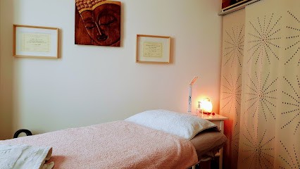 Hélène YAHIA, Réflexologue aux Molières