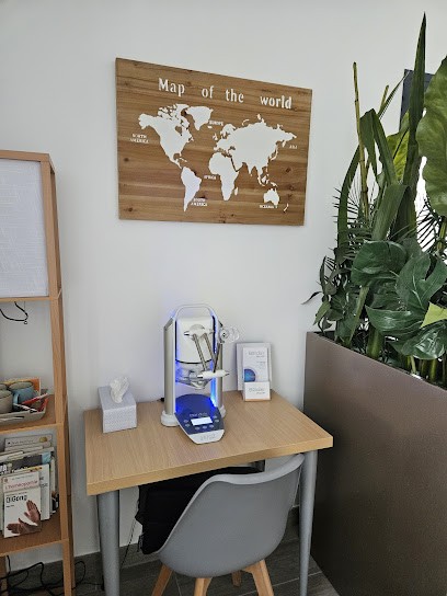 Naturopathe Et Conseillère En Rééquilibrage Alimentaire Sabrina Rhondali, Praticien de Médecine Alternative à Saint-Maurice-l'Exil