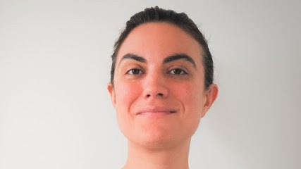 Elodie SUEUR-MONSENERT - Thérapeute du corps et de l'image - Photo-thérapeute à Paris 18e, Praticien de Médecine Alternative à Paris 18