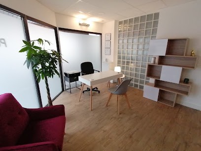 Alix Delaunay Sophrologue à Lyon, Praticien de Médecine Alternative à Lyon 05