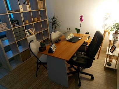 SABRA KAROUI NATUROPATHE & REFLEXOLOGUE, Praticien de Médecine Alternative à Montigny-le-Bretonneux