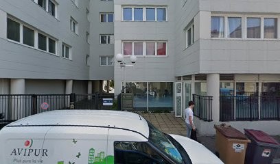 Sabrina Sellem Énergéticienne - Maître Enseignante Reiki Usui, Praticien de Médecine Alternative à Montreuil