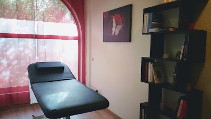 Médecine Chinoise Aubagne Renée Dugast, Praticien de Médecine Alternative à Aubagne