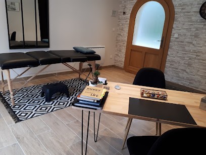 Magnétiseur/Marie Sandrine Magnétisme, Praticien de Médecine Alternative à Cornille