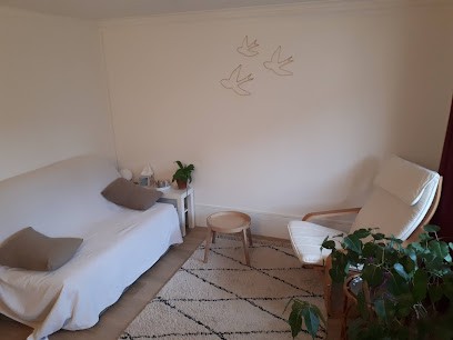 Emilie Sahli - Naturopathe & Thérapeute En Libération émotionelle, Praticien de Médecine Alternative à Chelles