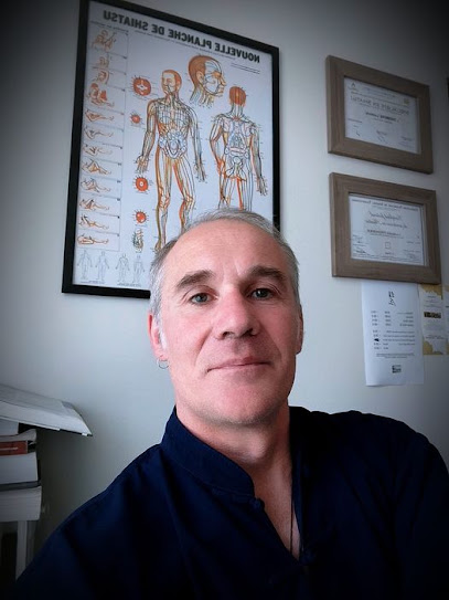 Ludovic Thomère , Cabinet De Shiatsu, Massothérapeute (Massages Drainant, Relaxant, Assis,) Seiki-Soho., Praticien De Médecine Alternative à Nantes