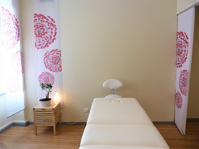 Elodie Hameau, Praticien de Médecine Alternative à Die